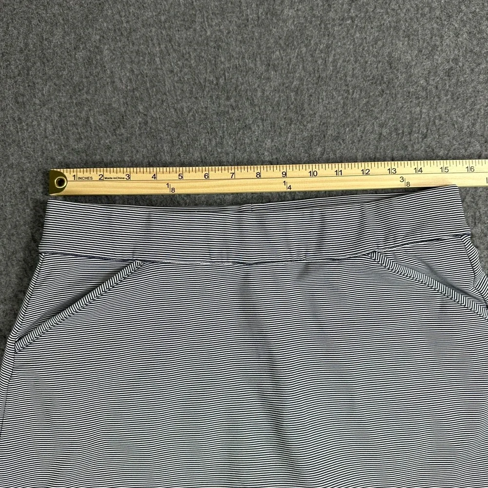 Peter Millar Womens Golf Skort Navy White Stripe UPF 50+ Athletic‎ Size Large L